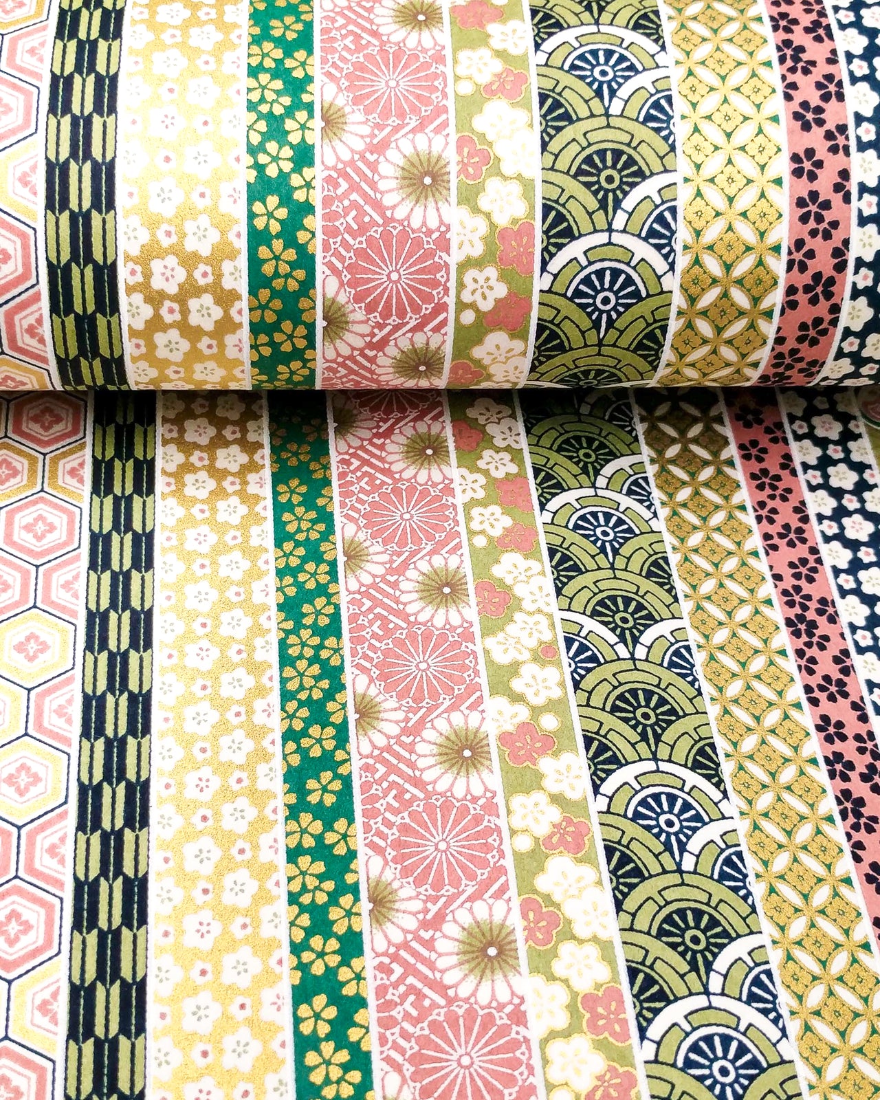 1041 Green & Pink Assorted Strips