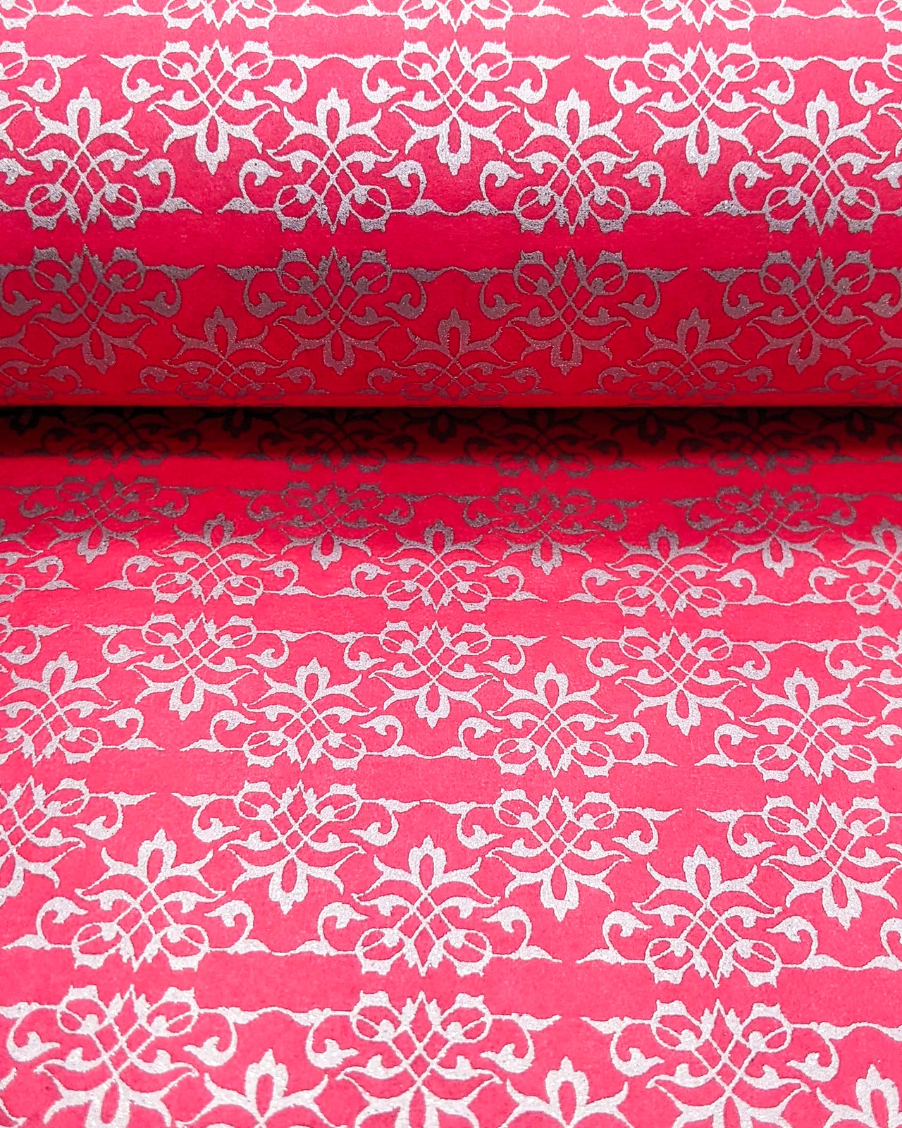 0834 Silver Damask on Pink