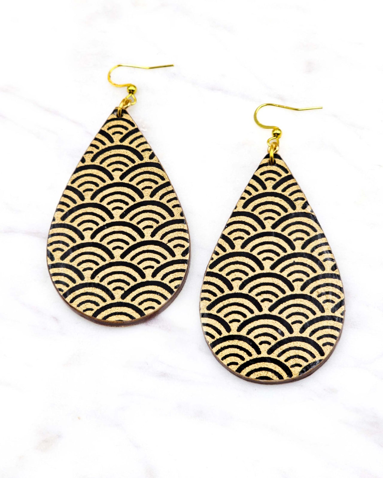 (L) Teardrop Earrings