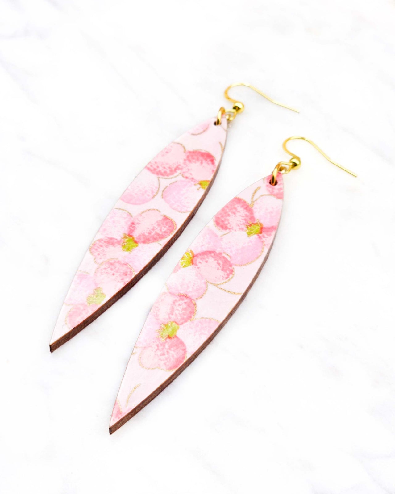 (M) Long Pointed Fin Earrings