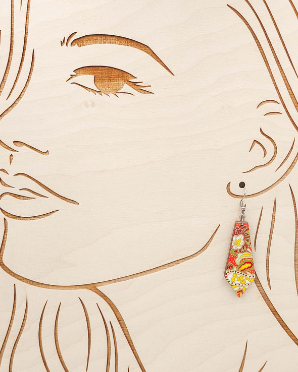 (M) Tapered Bar Earrings