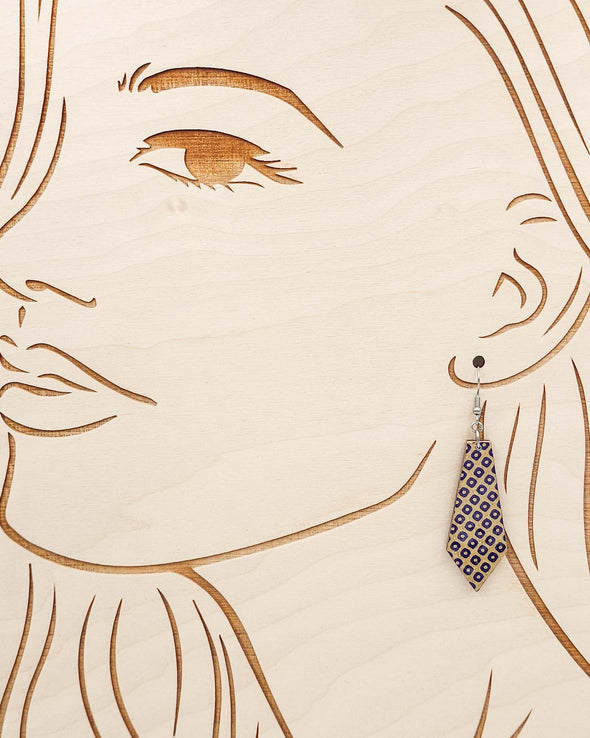 (M) Tapered Bar Earrings