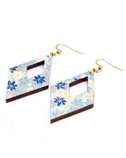 Medium wooden hollow diamond shaped earrings featuring small blue and white momiji (maple leaves) on a light blue background with metallic gold details.