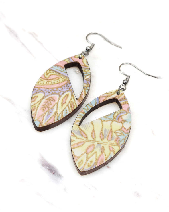 (M) Slitted Pointed Oval Earrings