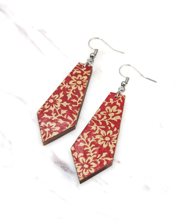 (M) Tapered Bar Earrings