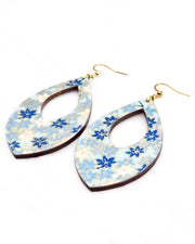 Large wooden hollow pointed teardrop shaped earrings featuring small blue and white momiji (maple leaves) on a light blue background with metallic gold details.