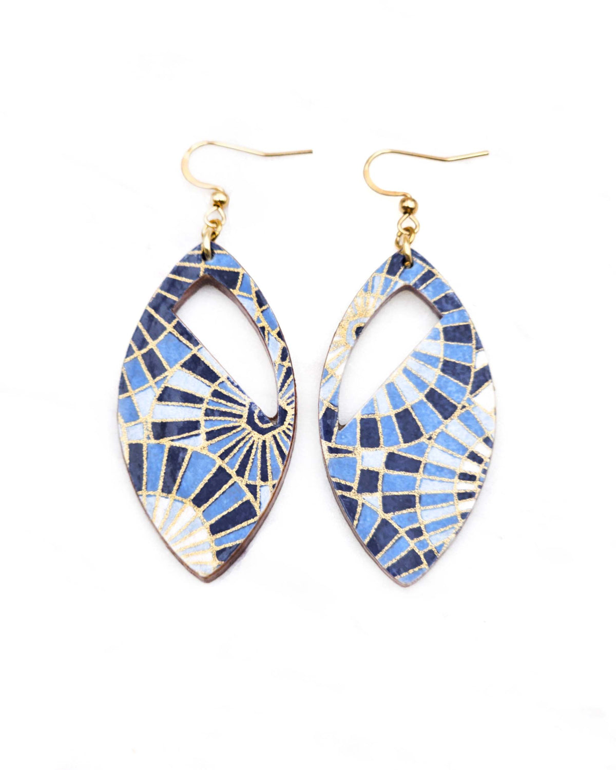 Medium wooden cutout pointed oval shaped earrings featuring blue and white overlapping parasols with metallic gold details