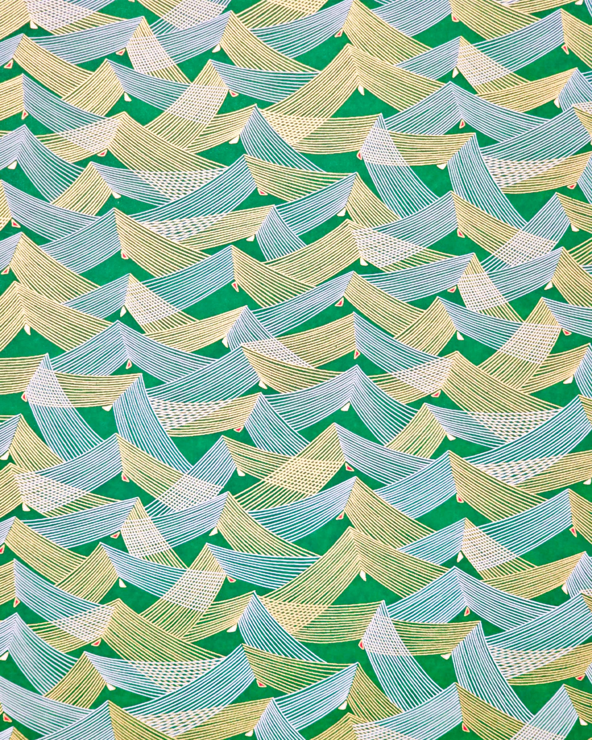 Japanese chiyogami paper featuring thin metallic gold and white lines in a triangular shape with small red and white triangles on a dark green background.