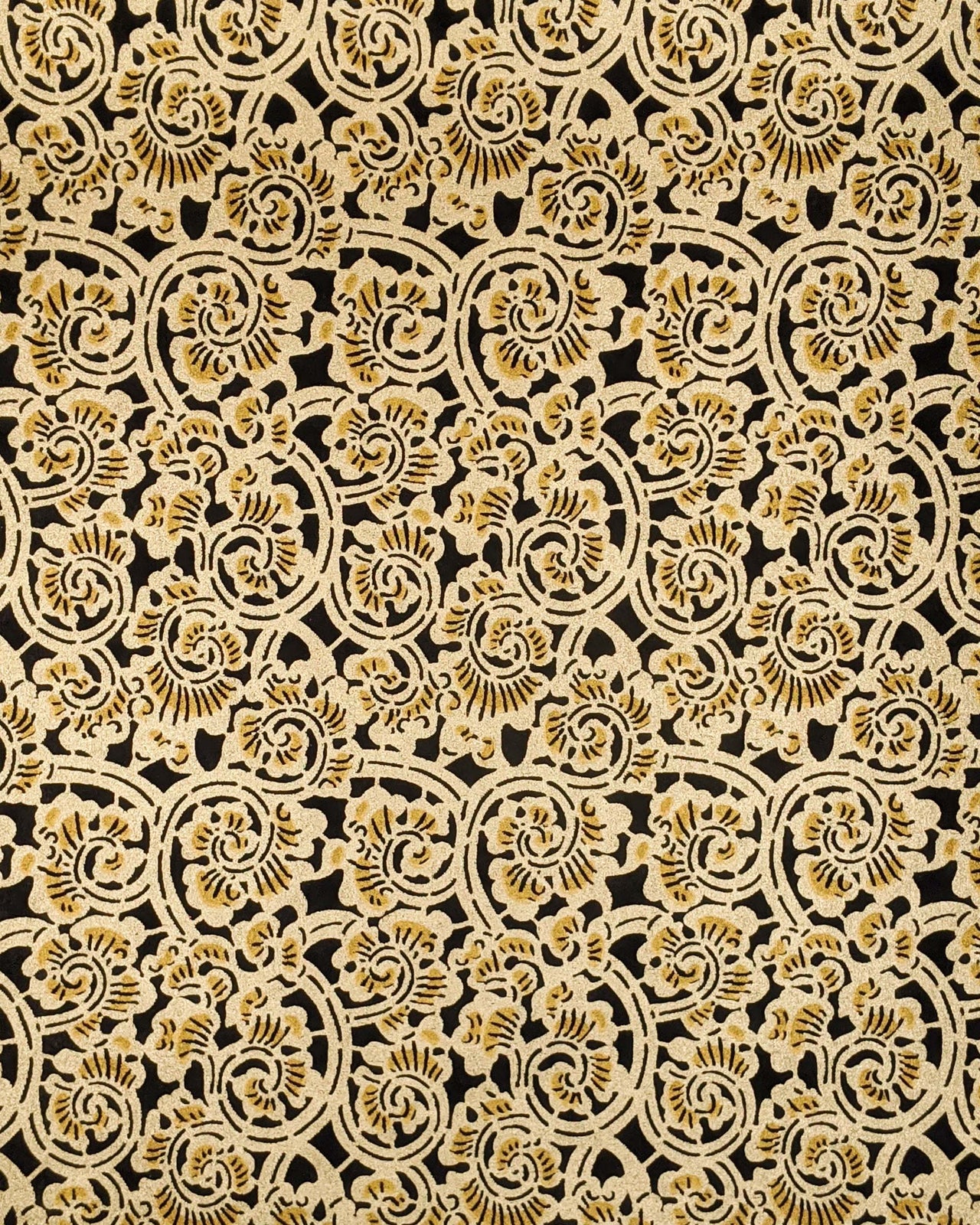 0010 Gold Motif on Black