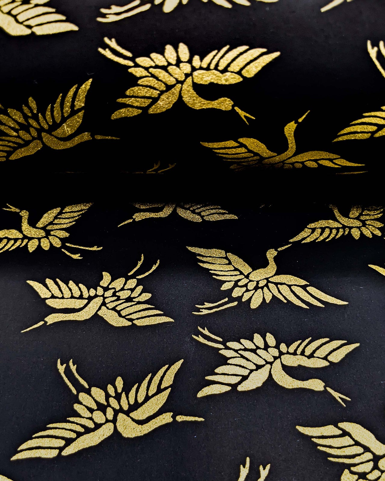 0137 Gold Cranes on Black