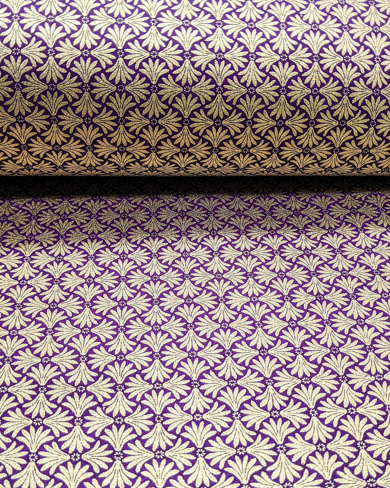 0338 Gold Geometric Pattern on Purple