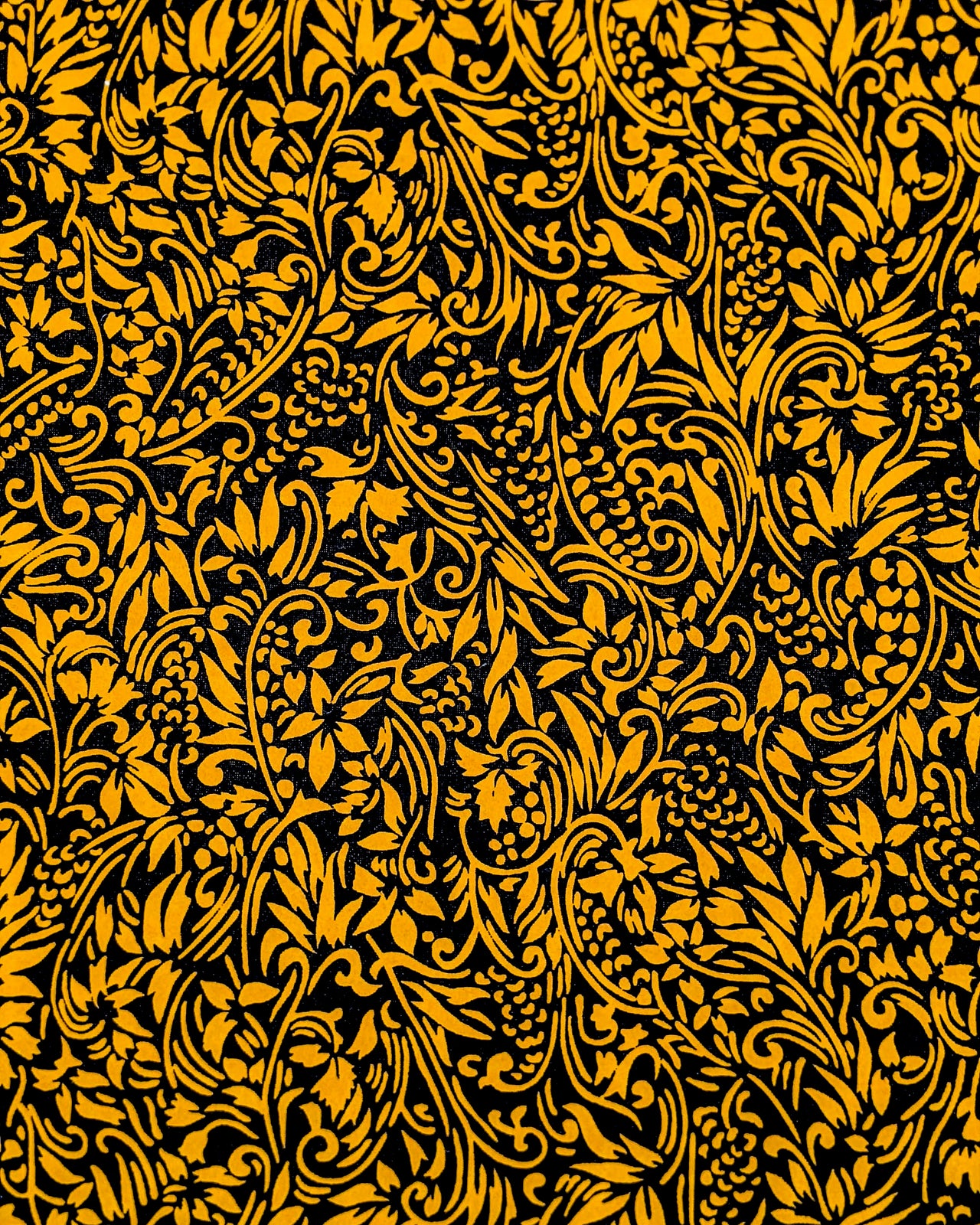 0556 Orange Abstract Floral on Black