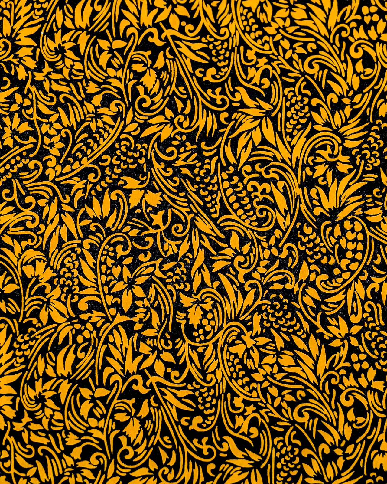 0556 Orange Abstract Floral on Black