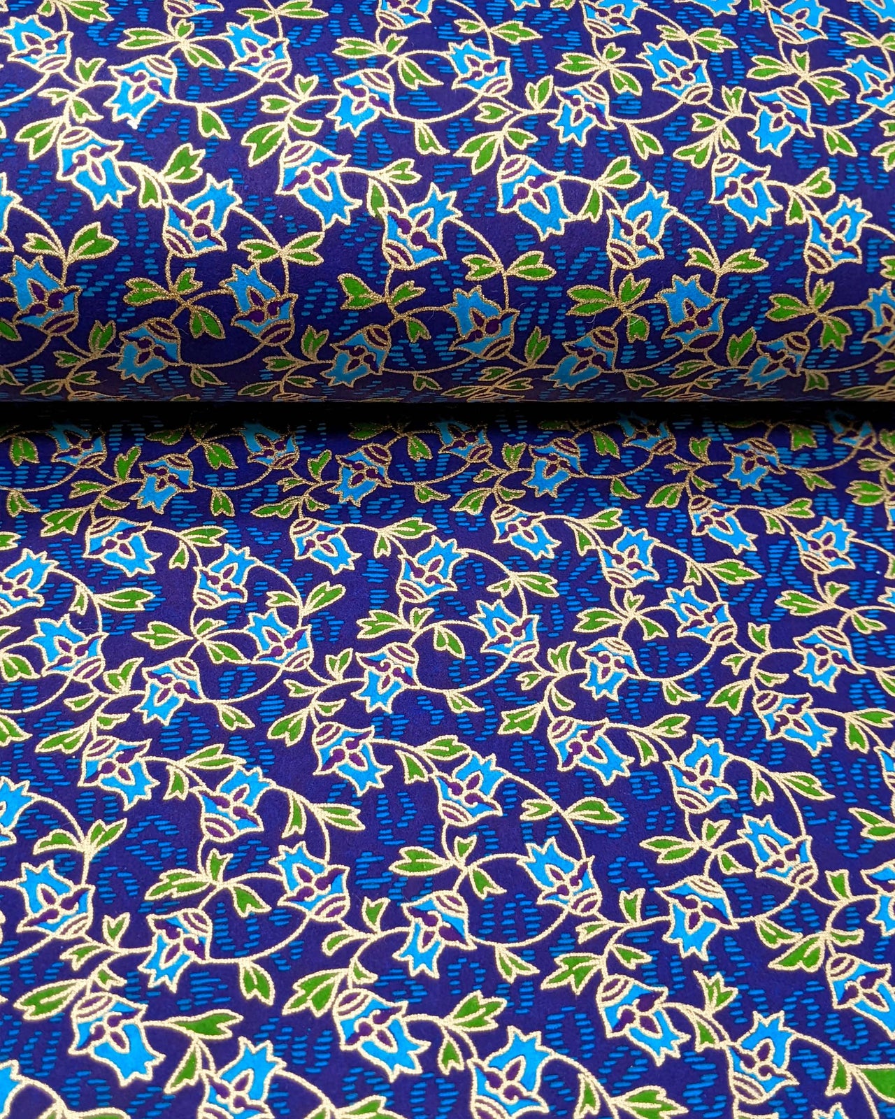 0611 Blue Roses on Blue