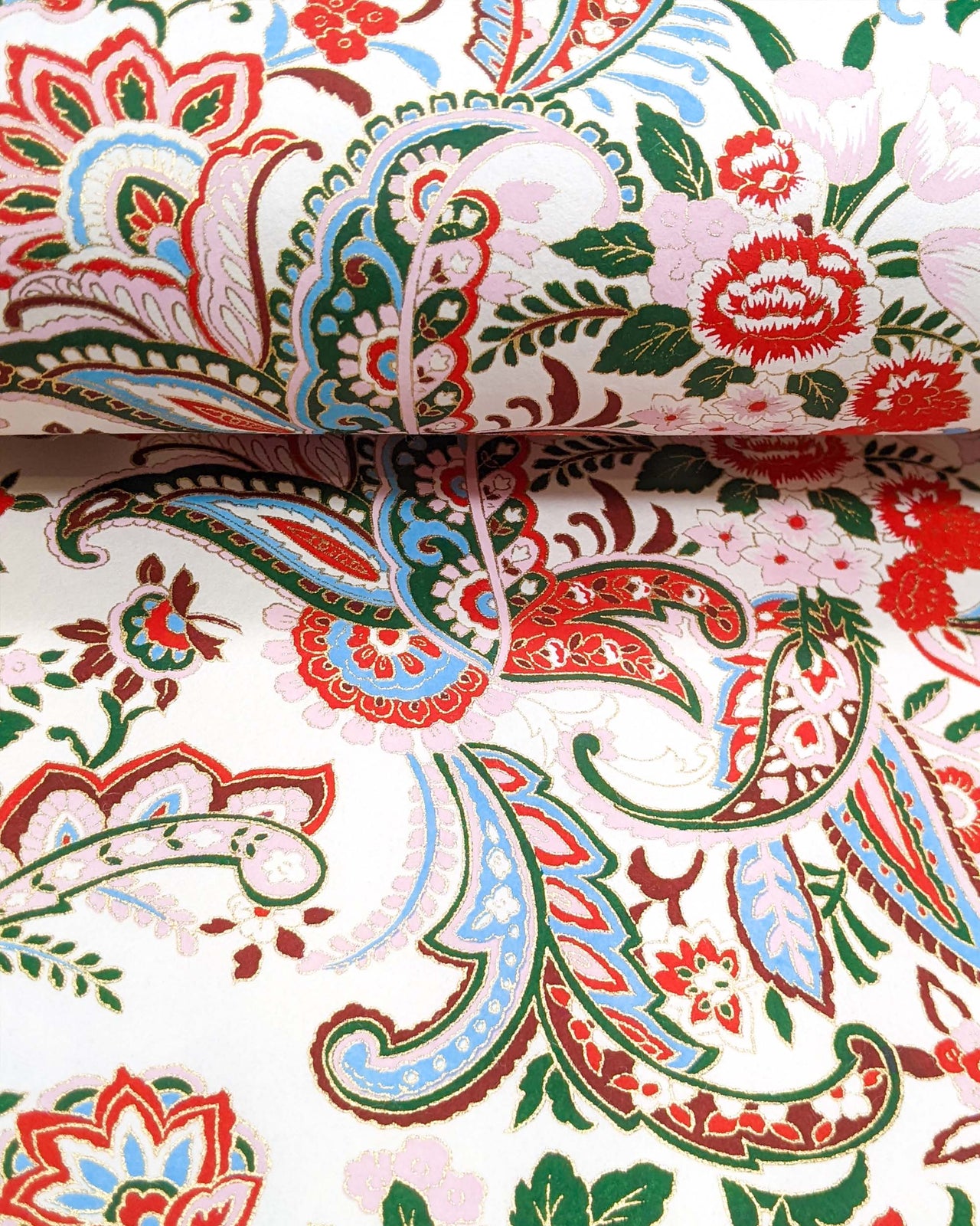 0744 Pink & Red Floral Paisley on White