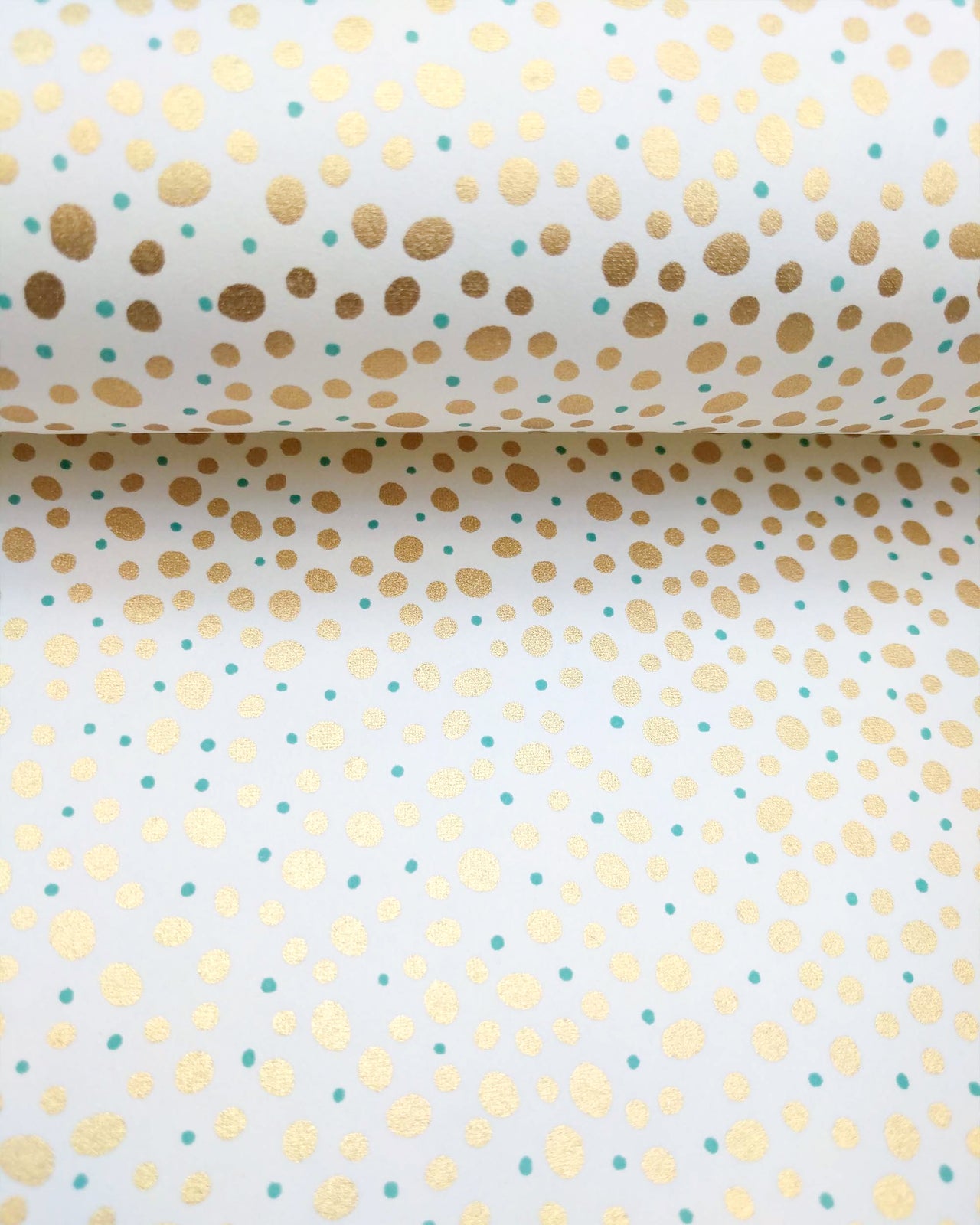 0843 Turquoise & Gold Dots on White