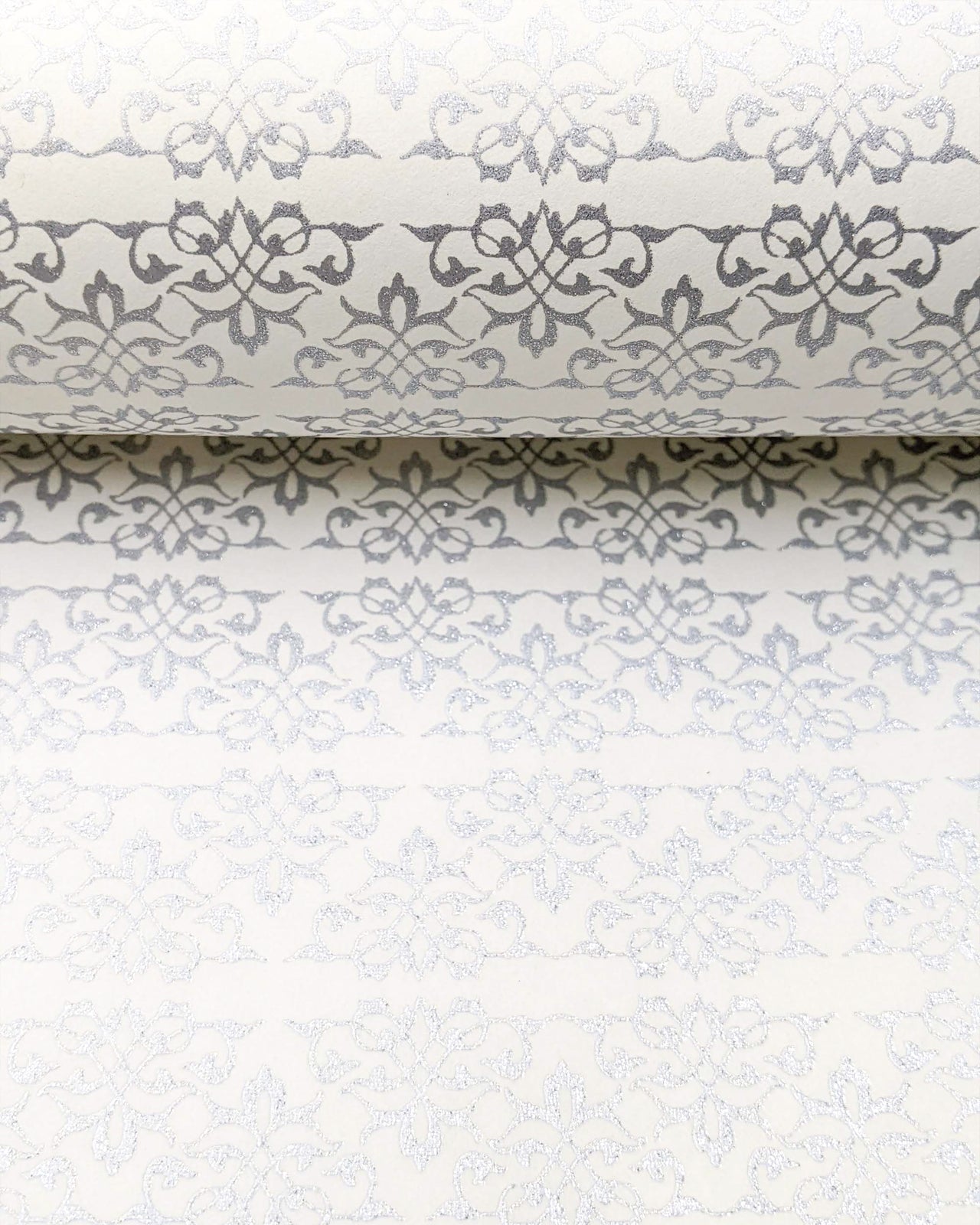 0848 Silver Damask on Ivory