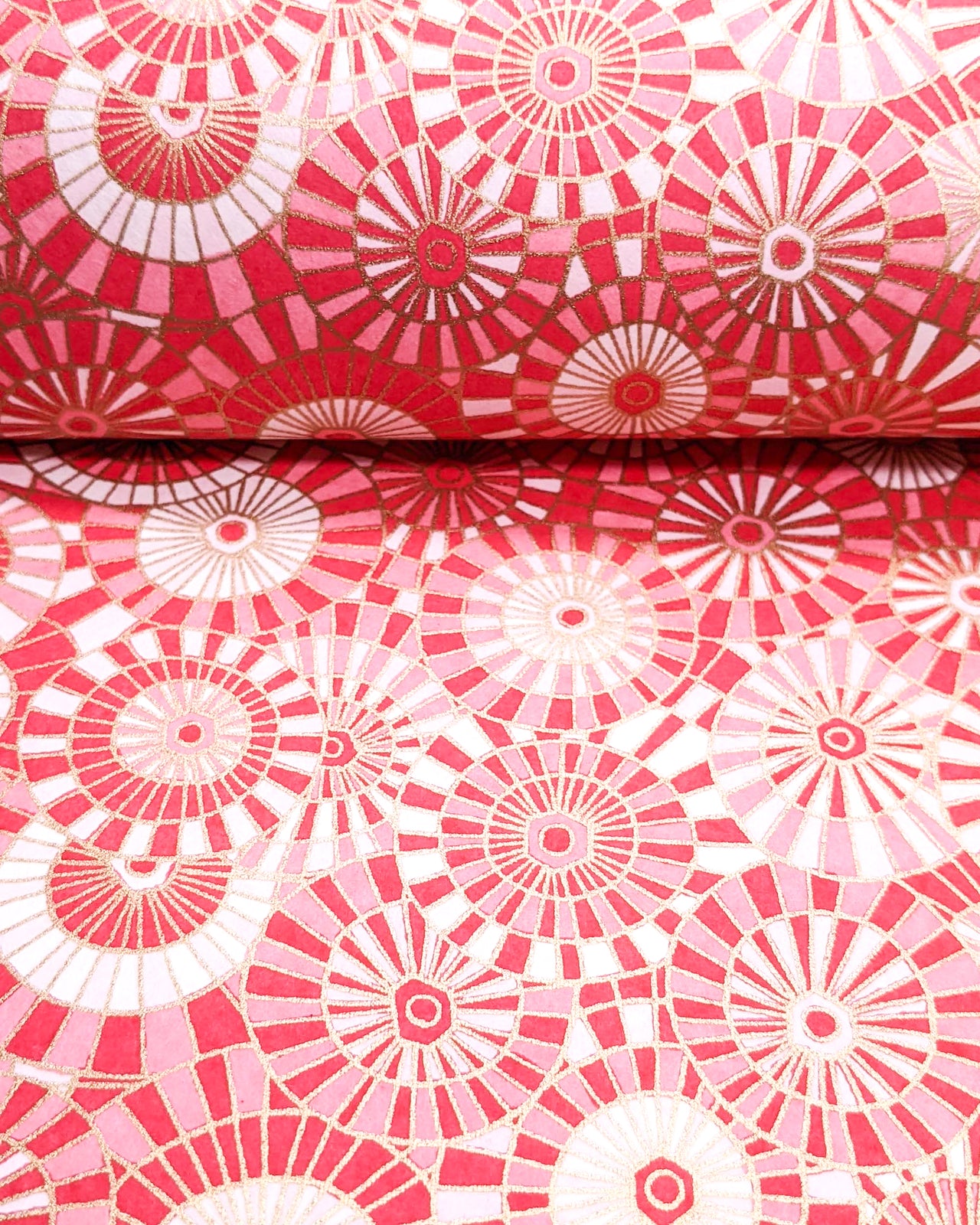 0953 Pink & White Abstract Parasols