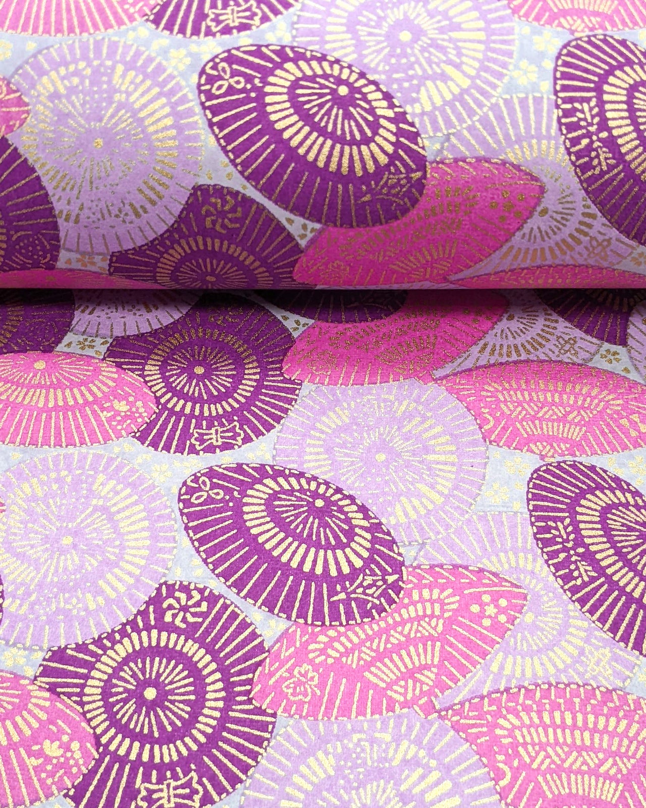 0965 Purple Parasols